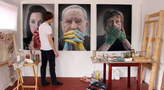 Paintings As Realistic As Photographs 