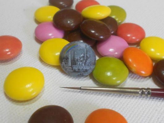 Tiniest Paintings You Will Ever See 