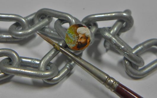 Tiniest Paintings You Will Ever See 