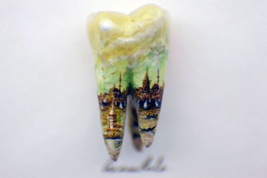 Tiniest Paintings You Will Ever See 