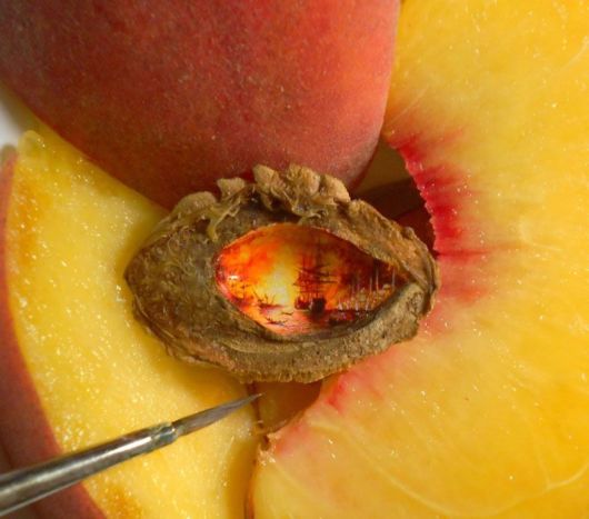 Tiniest Paintings You Will Ever See 