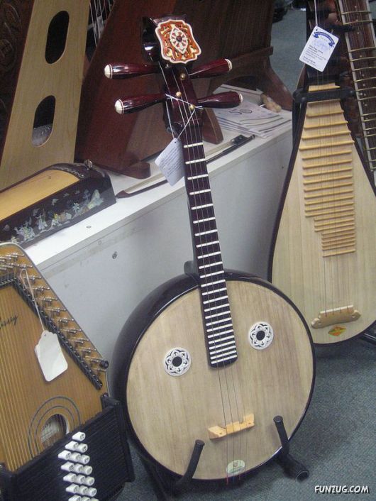 Hidden Faces In Everyday Things