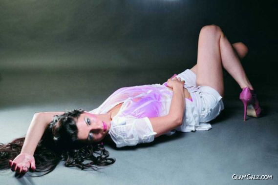 Spicy Item Girl Kainaat Arora