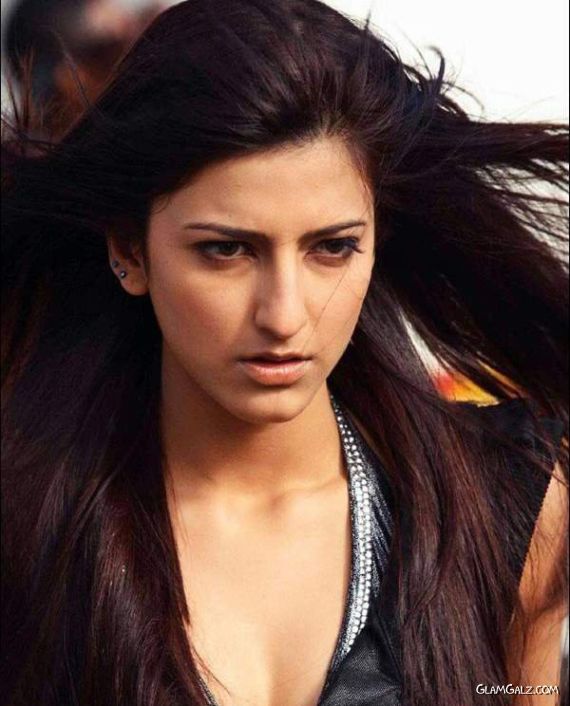 Shruti Hassan Latest Photo Gallery