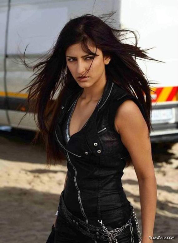 Shruti Hassan Latest Photo Gallery