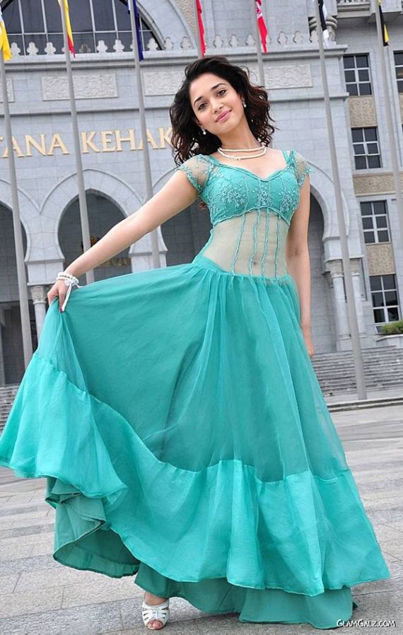 Sizzling Tamanna Bhatia Shoots for Venghai