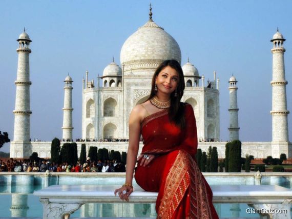 Click to Enlarge - Best Aishwarya Rai Wallpapers