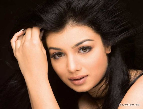 Click to Enlarge - Ayesha's New Wallpapers