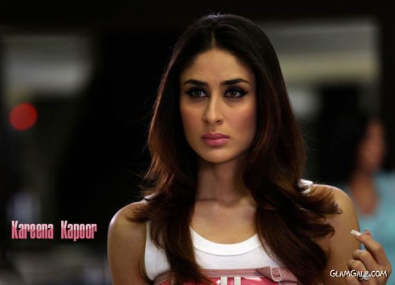 Click to Enlarge - Bollywood Beauty Kareena Kapoor Wallpapers