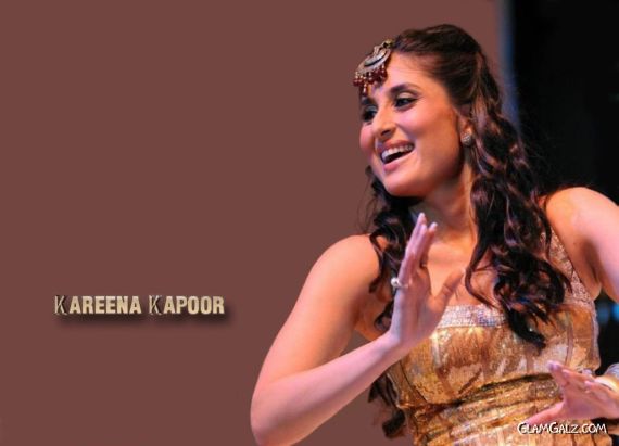 Click to Enlarge - Bollywood Beauty Kareena Kapoor Wallpapers