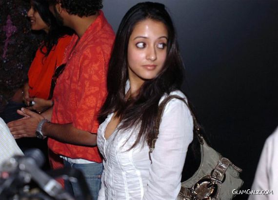 Click to Enlarge - Beautiful Raima Sen Wallpapers